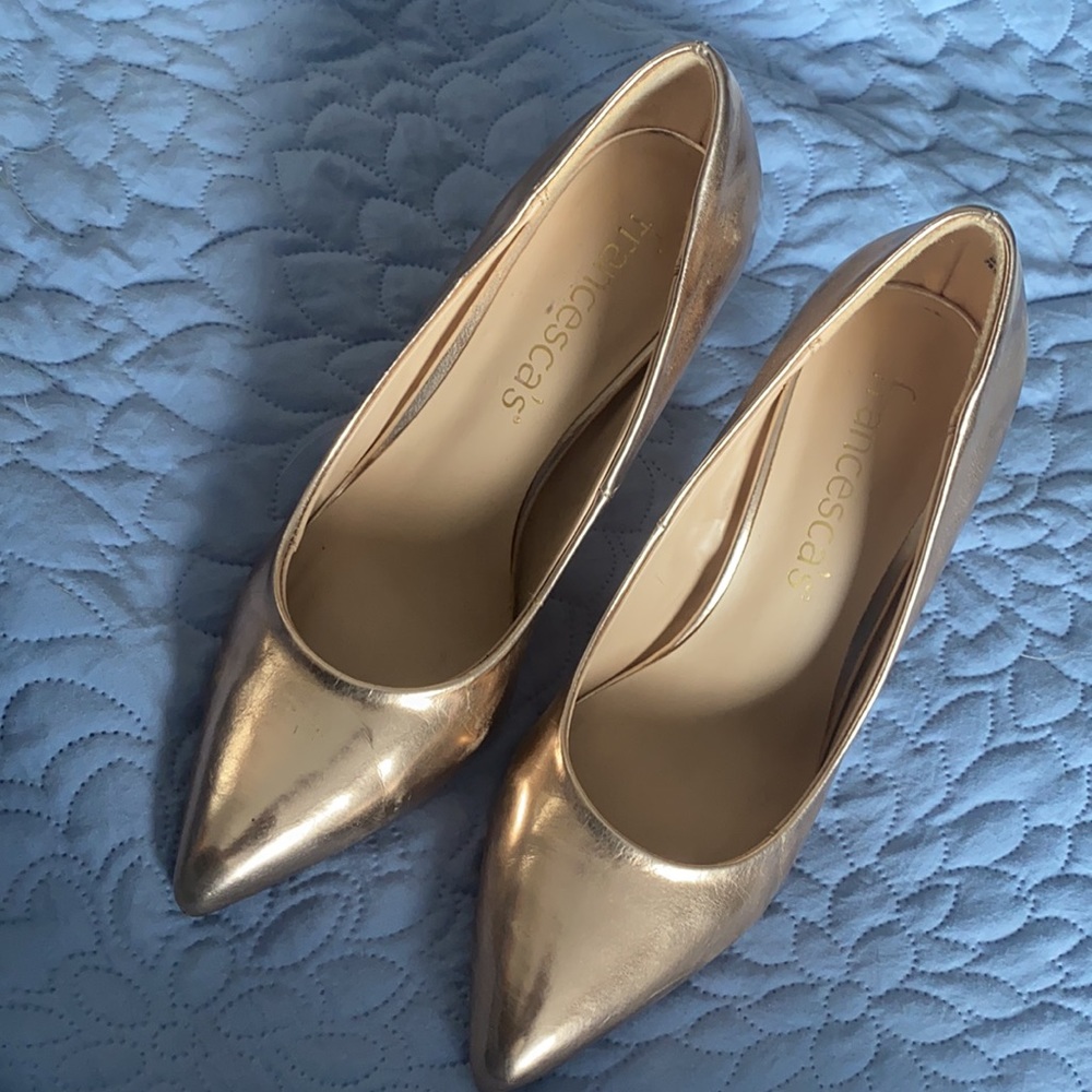 Francesca’s Gold Heels - Picture 2 of 5